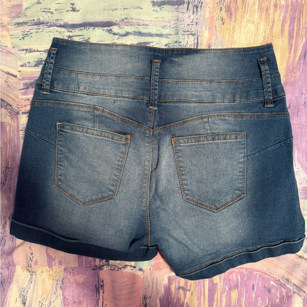 Bluenotes Blue Jean High rise curvy shortie - Picture 2 of 4